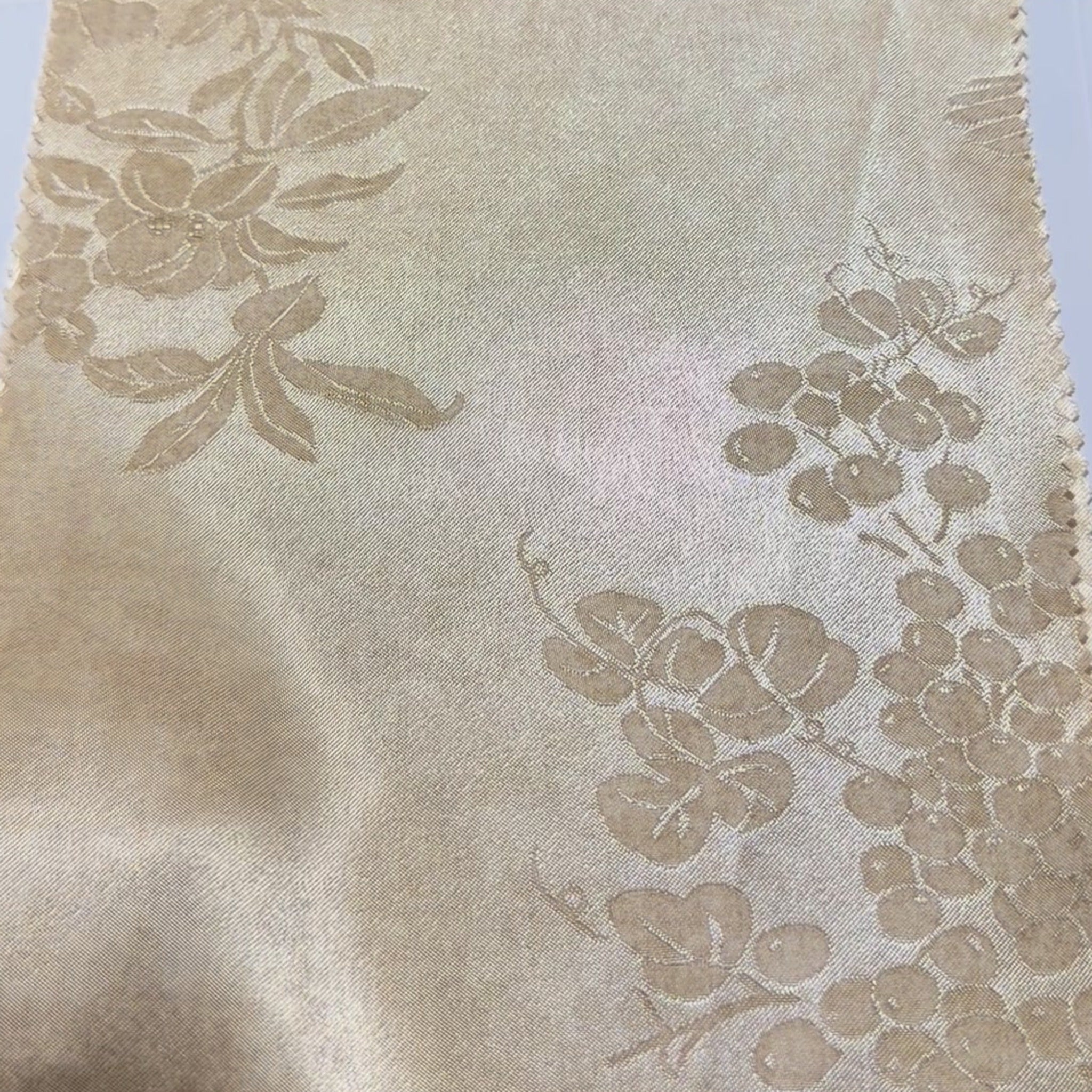 Customizable Silk-Look Floral Jacquard Lining Fabric Viscose/Rayon Jacquard Fabric
