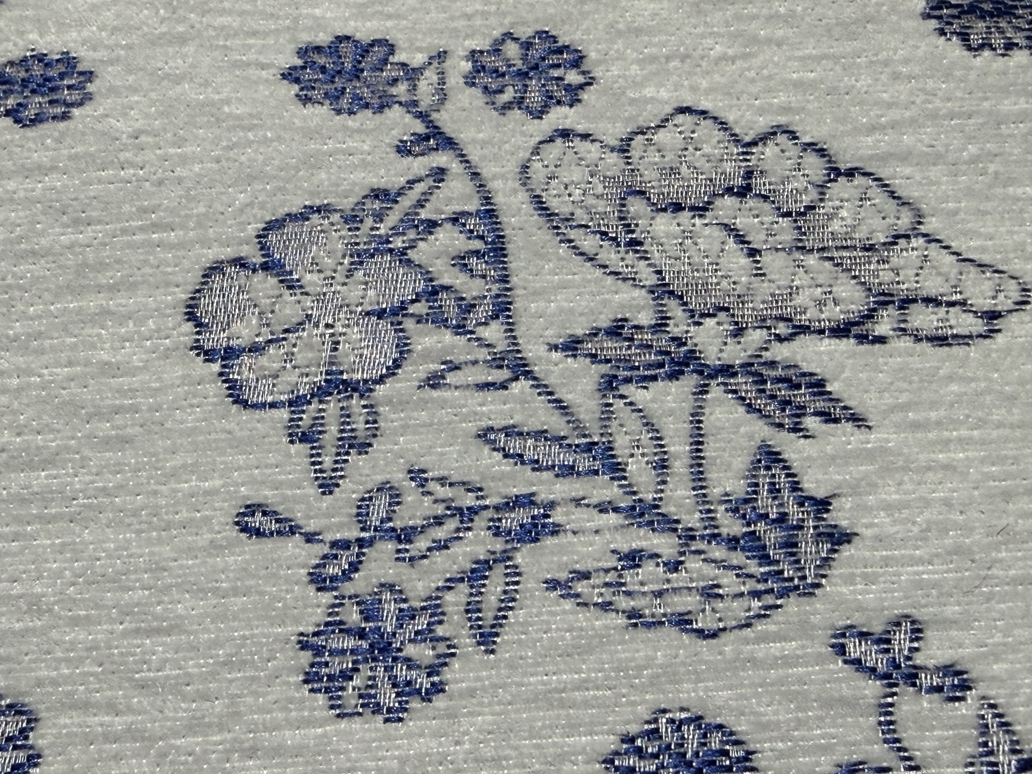 Customizable Floral Line Chenille Jacquard Fabric Chenille Jacquard Fabric