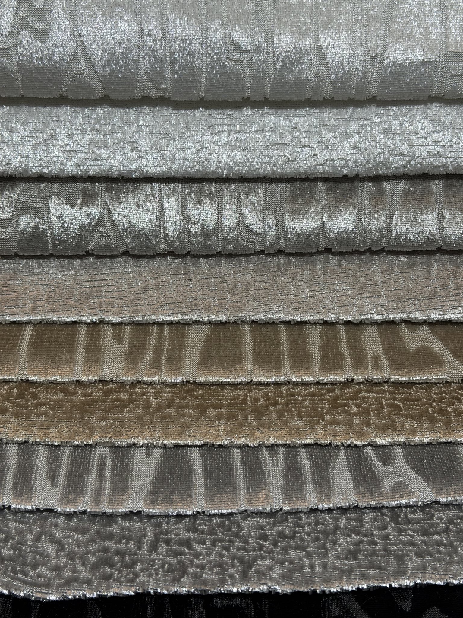 Customizable Metallic Cut Velvet Jacquard Upholstery Fabric Sofa & Upholstery