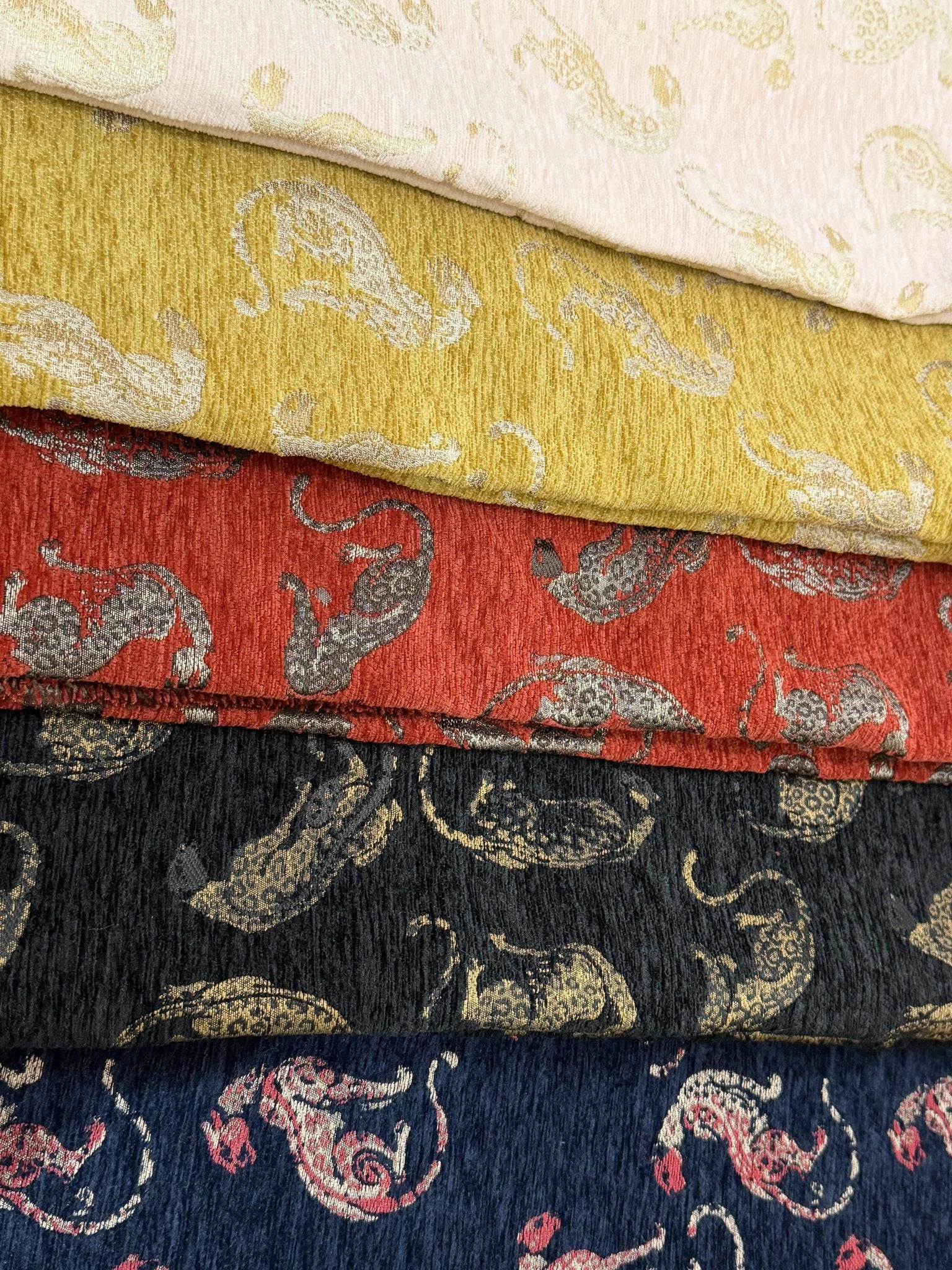 Leopard Figure Chenille Jacquard Home Textile Fabric Chenille Jacquard Fabric