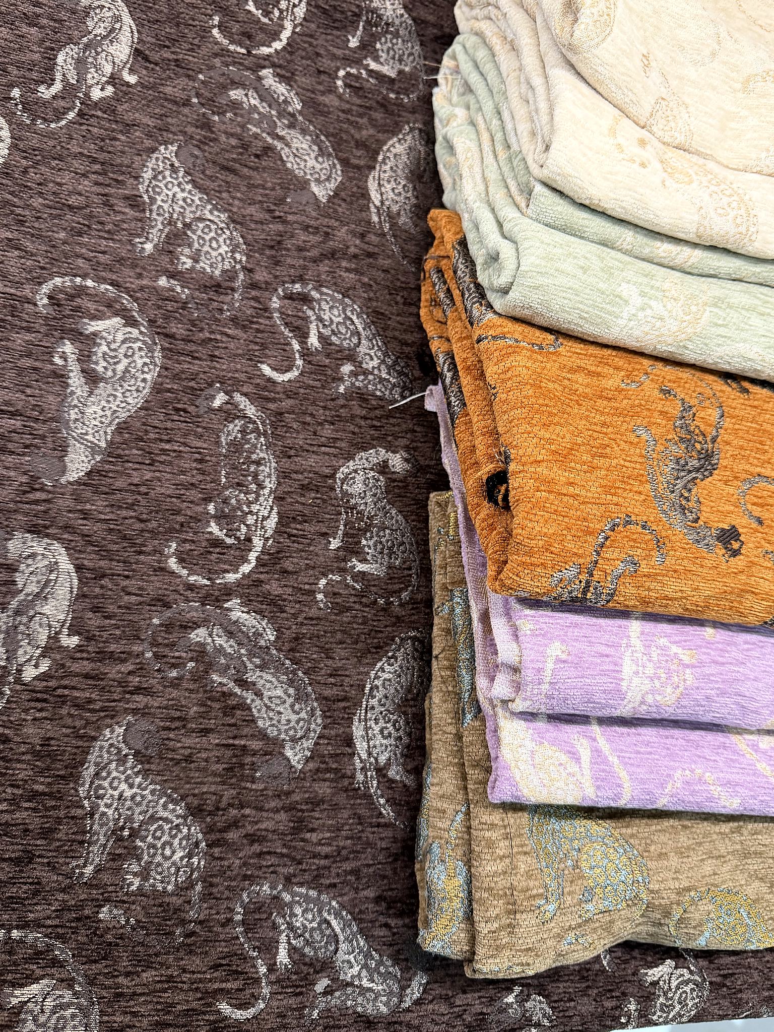Leopard Figure Chenille Jacquard Home Textile Fabric Chenille Jacquard Fabric