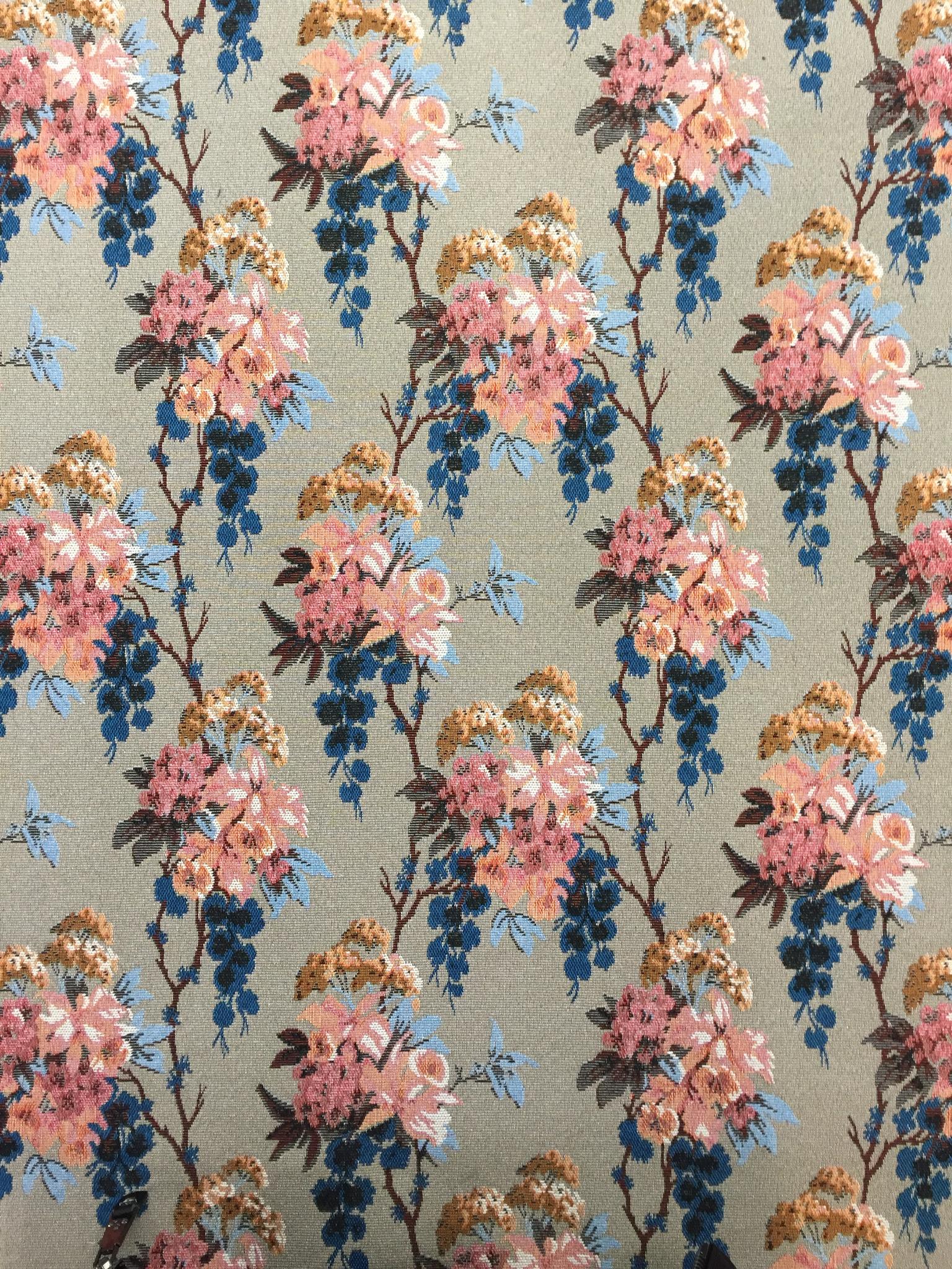 Cascading Bouquet Polyester Jacquard Fabric for Bags Polyester Jacquard Fabric