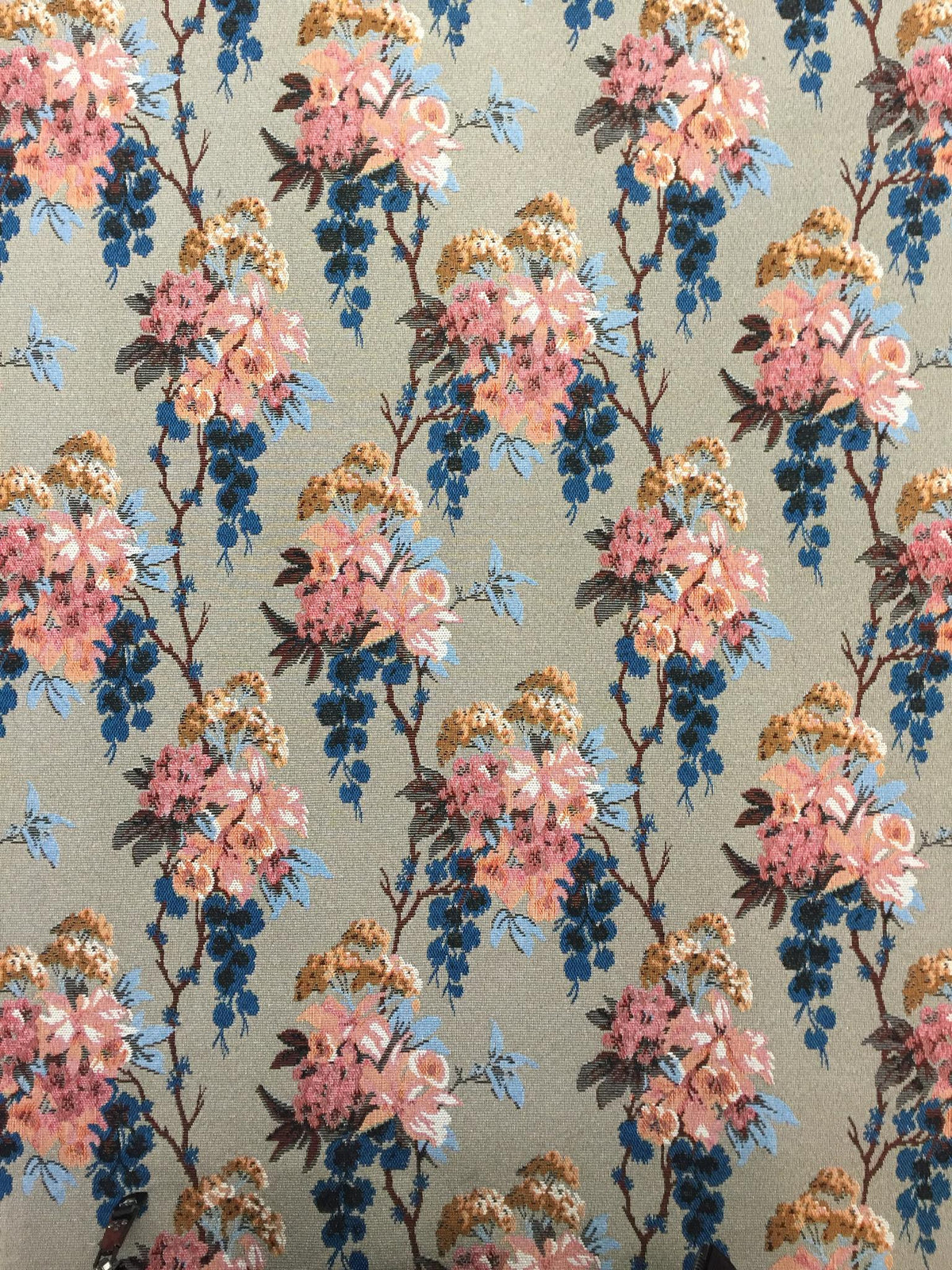 Cascading Bouquet Polyester Jacquard Fabric for Bags Polyester Jacquard Fabric