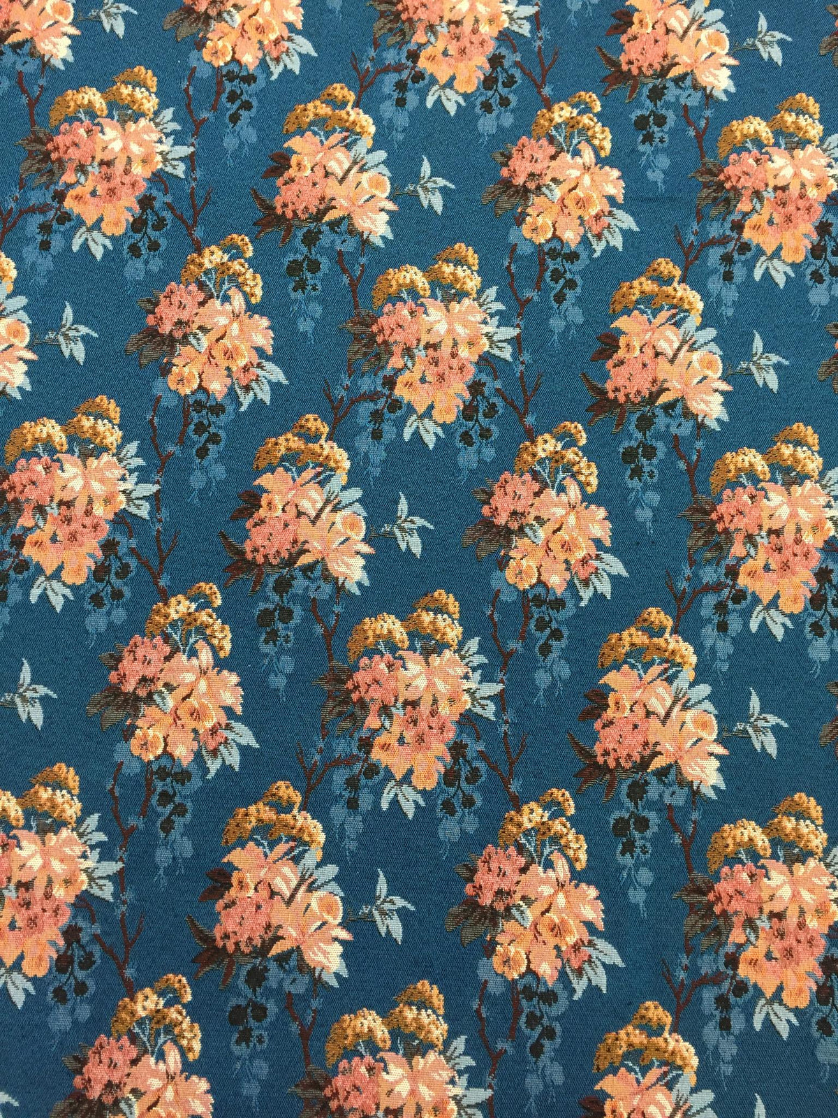 Cascading Bouquet Polyester Jacquard Fabric for Bags Polyester Jacquard Fabric