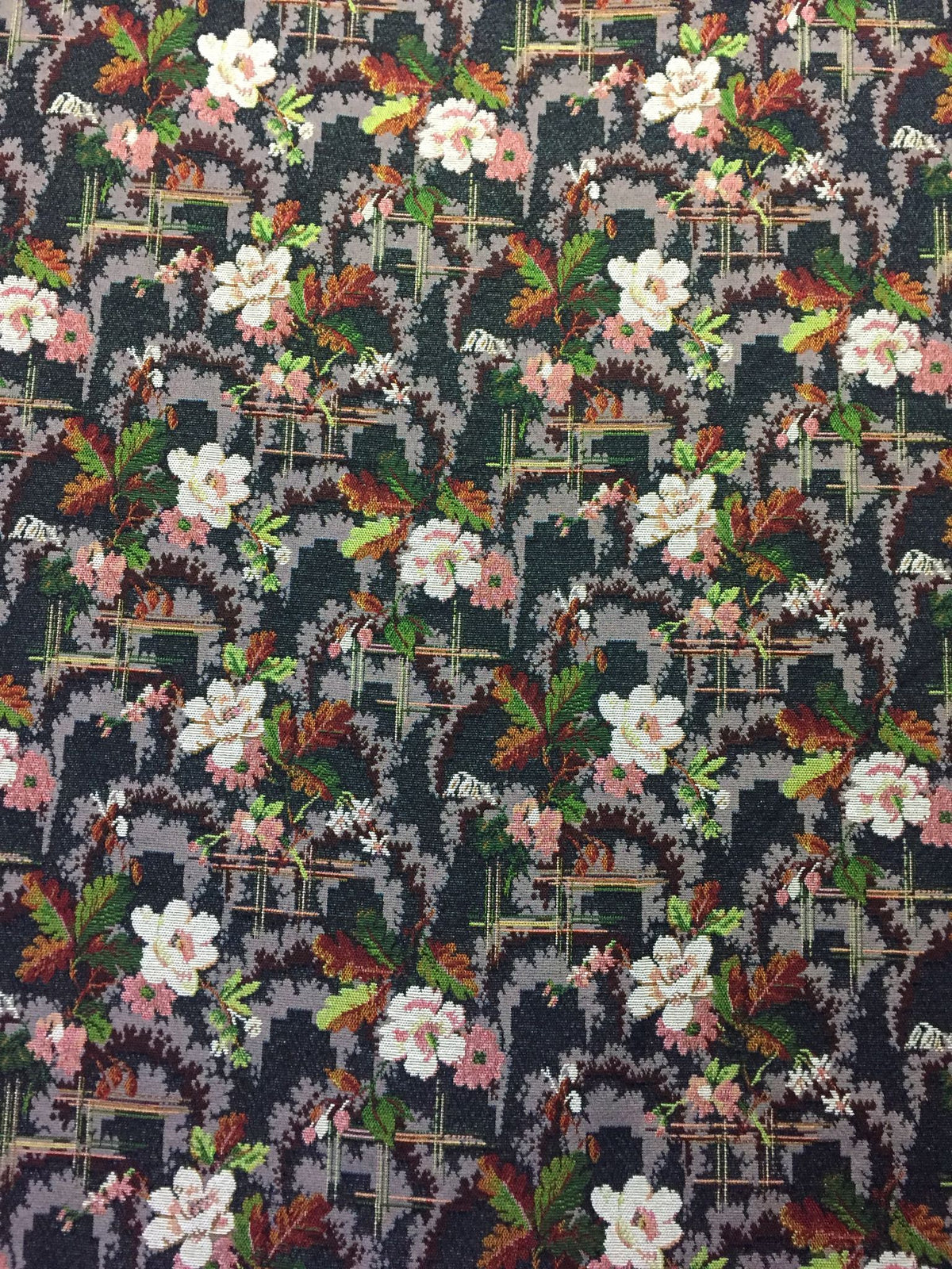 Framed Blossom Polyester Jacquard Fabric for Bags Polyester Jacquard Fabric