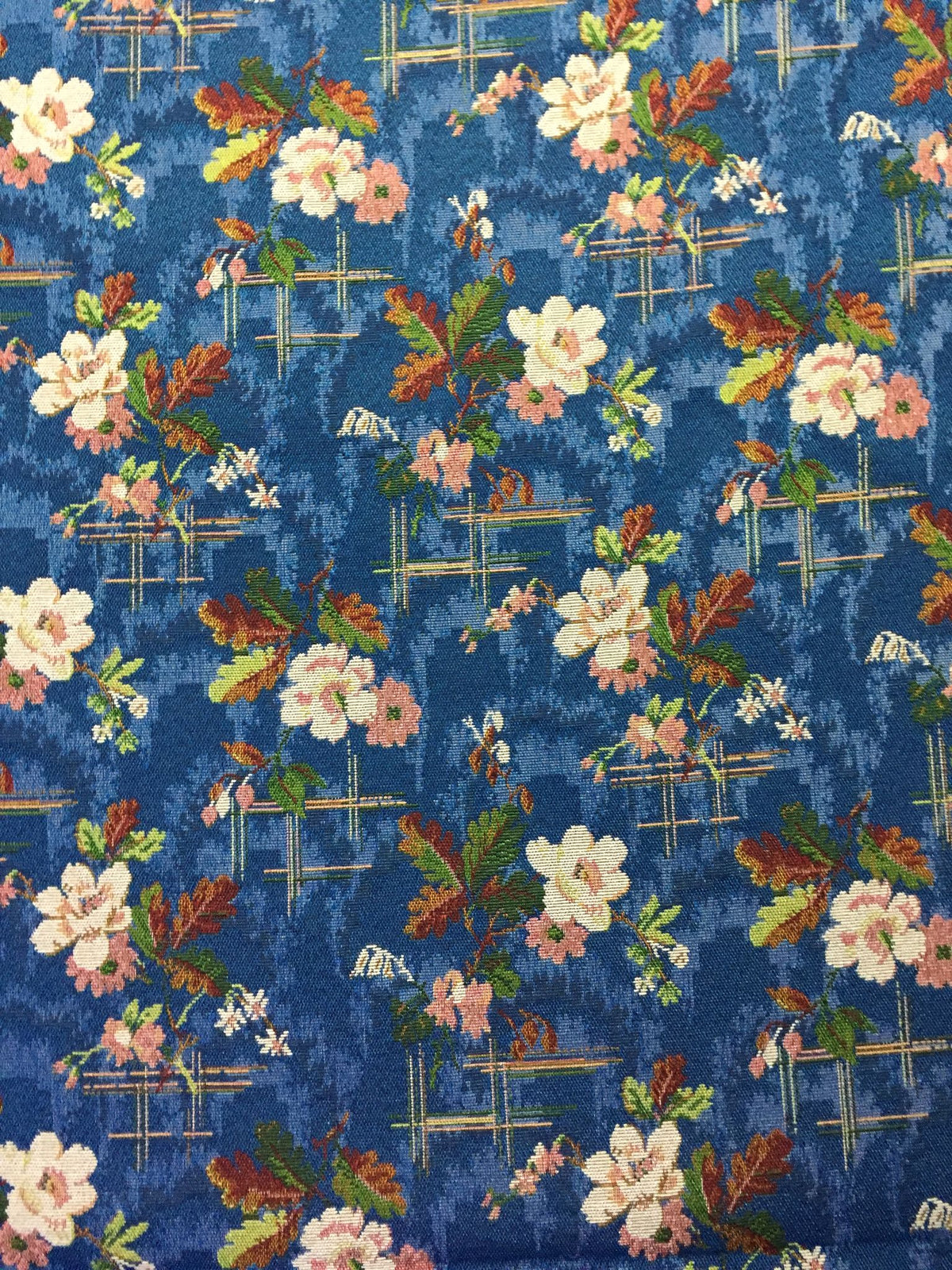 Framed Blossom Polyester Jacquard Fabric for Bags Polyester Jacquard Fabric