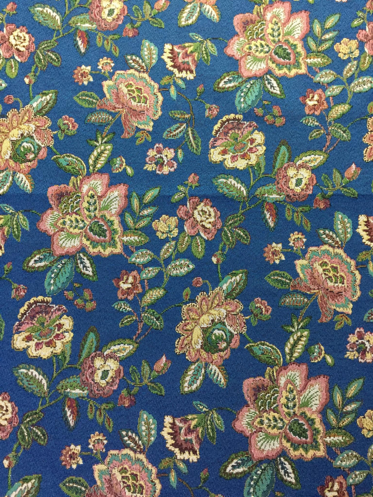 Ornamental Floral Vine Polyester Jacquard Fabric for Bags Polyester Jacquard Fabric
