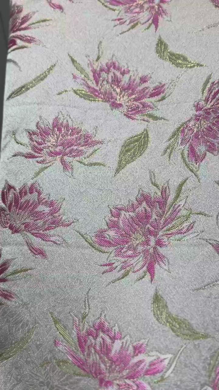 Customizable Chrysanthemum Songjin-Style Lightweight Brocade Jacquard Fabric