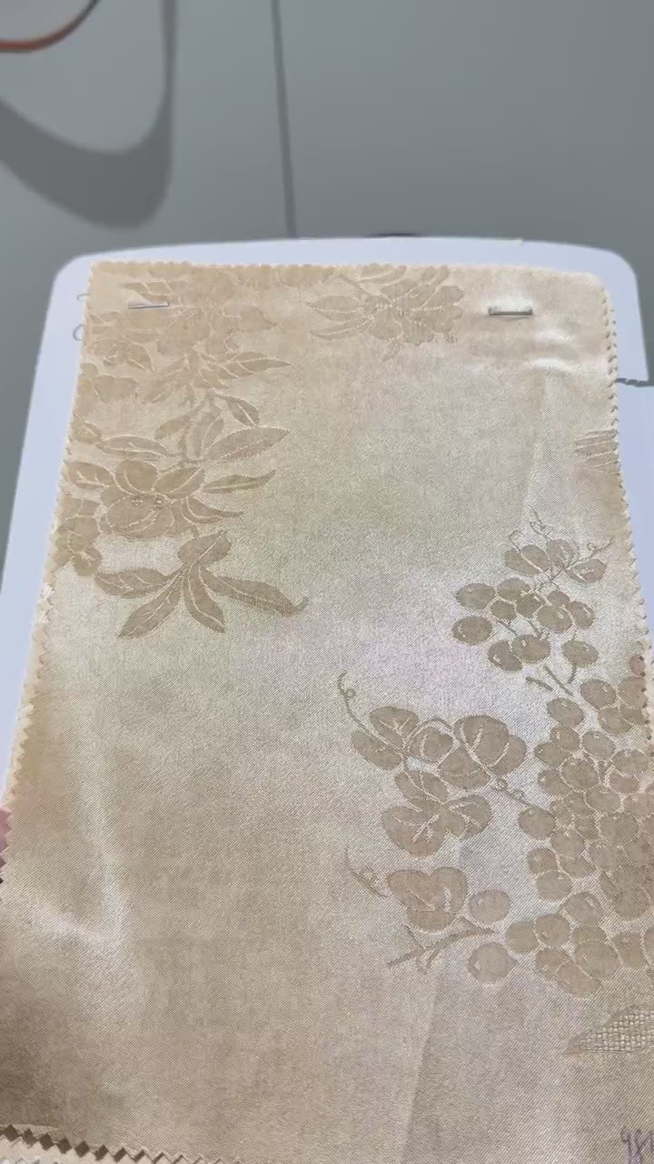 Customizable Silk-Look Floral Jacquard Lining Fabric